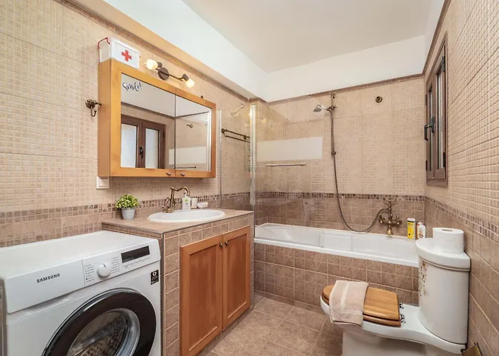 Апартаменты Celine Deluxe